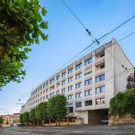 Neuchatel City Hotel ภายนอก รูปภาพ