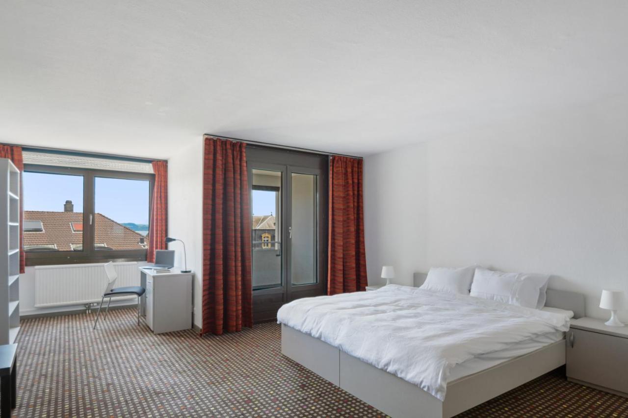 Neuchatel City Hotel ภายนอก รูปภาพ