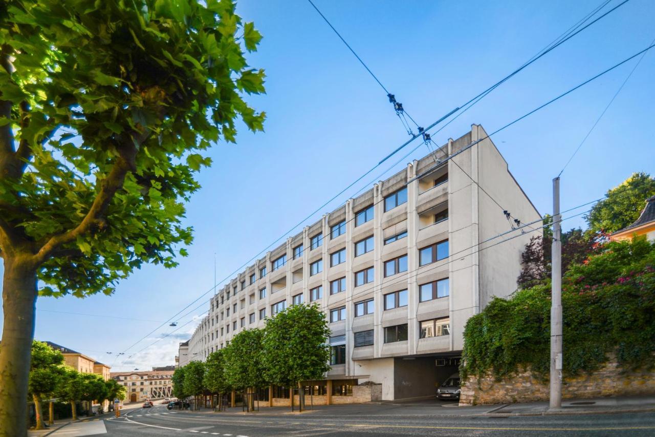 Neuchatel City Hotel ภายนอก รูปภาพ