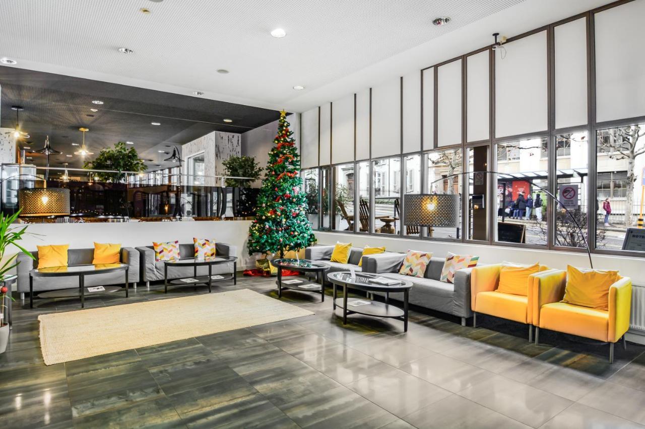 Neuchatel City Hotel ภายนอก รูปภาพ